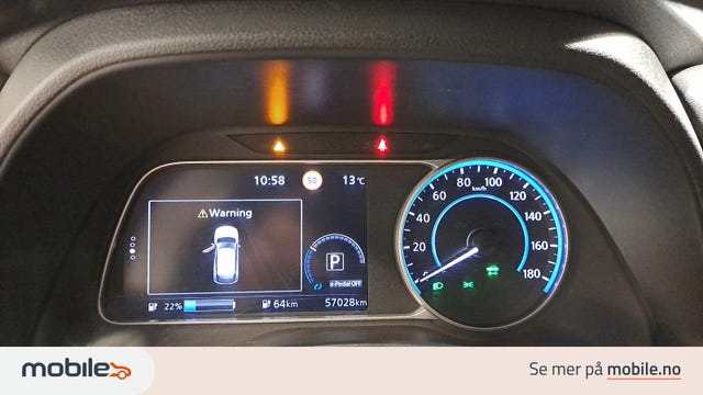 2020 NISSAN LEAF - 17