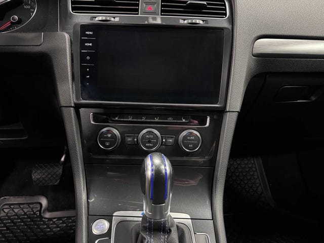 2019 VOLKSWAGEN GOLF - 14