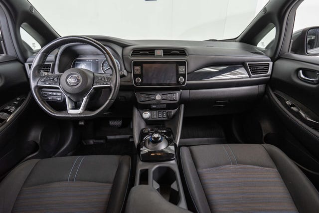 2021 NISSAN LEAF - 7