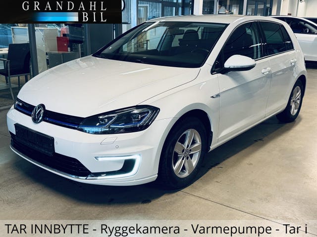 WVWZZZAUZJW906827 2018 VOLKSWAGEN GOLF-0