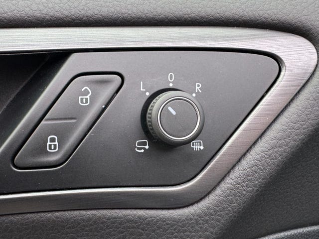 2019 VOLKSWAGEN GOLF - 21
