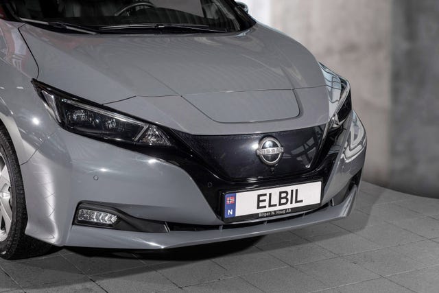 SJNFAAZE1U0177107 2022 NISSAN LEAF-2