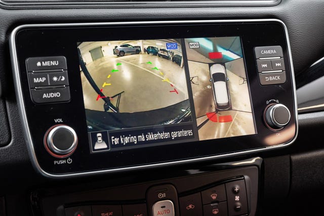 2022 NISSAN LEAF - 19
