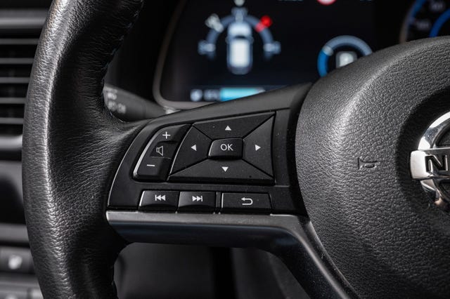 2021 NISSAN LEAF - 13