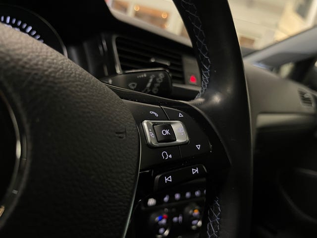 2018 VOLKSWAGEN GOLF - 20
