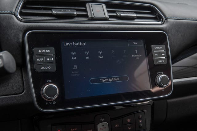2022 NISSAN LEAF - 22