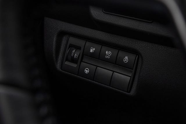2022 NISSAN LEAF - 18