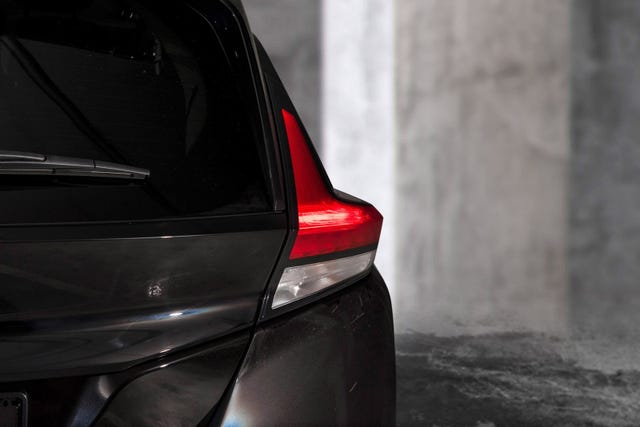 2022 NISSAN LEAF - 7