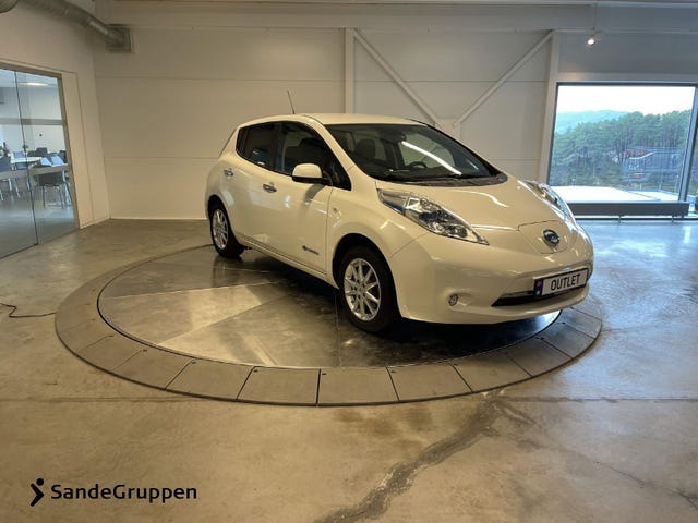 SJNFAAZE0U6075606 2018 NISSAN LEAF-0