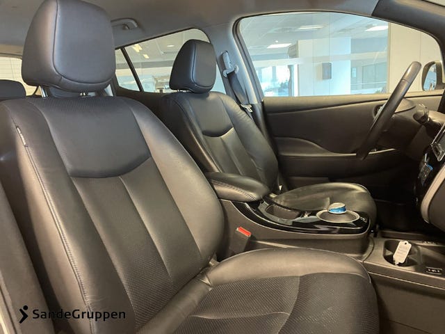 2018 NISSAN LEAF - 13