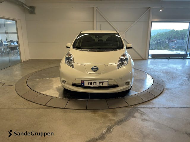 SJNFAAZE0U6075606 2018 NISSAN LEAF-1