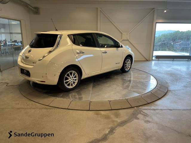 2018 NISSAN LEAF - 7