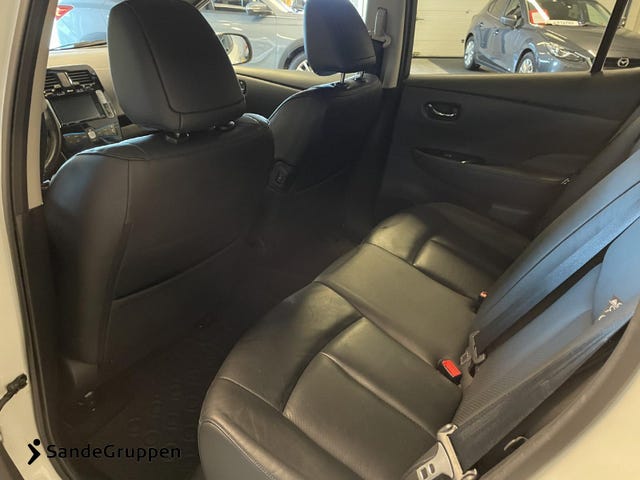 2018 NISSAN LEAF - 22