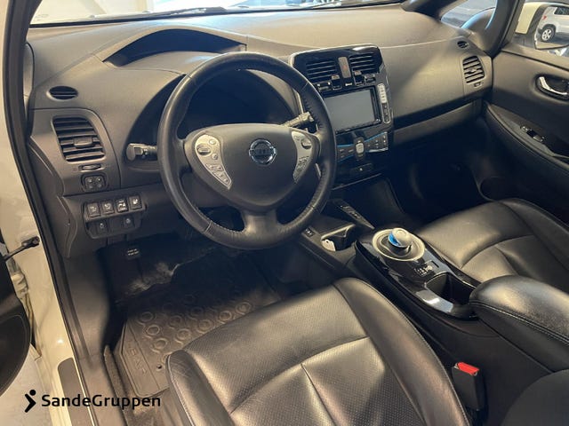 2018 NISSAN LEAF - 9