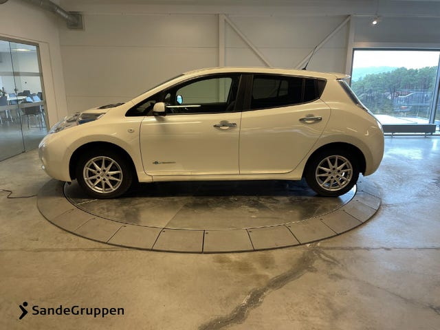 SJNFAAZE0U6075606 2018 NISSAN LEAF-3