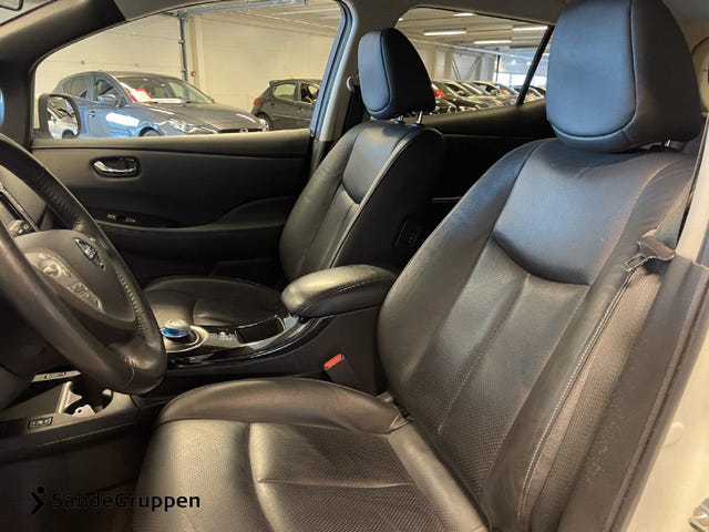 2018 NISSAN LEAF - 10