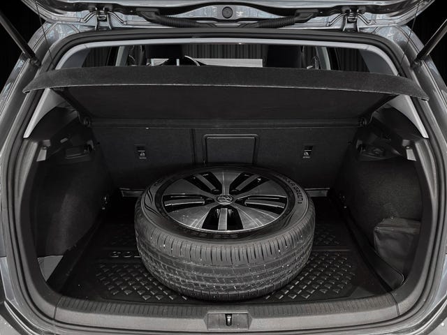 2018 VOLKSWAGEN GOLF - 28