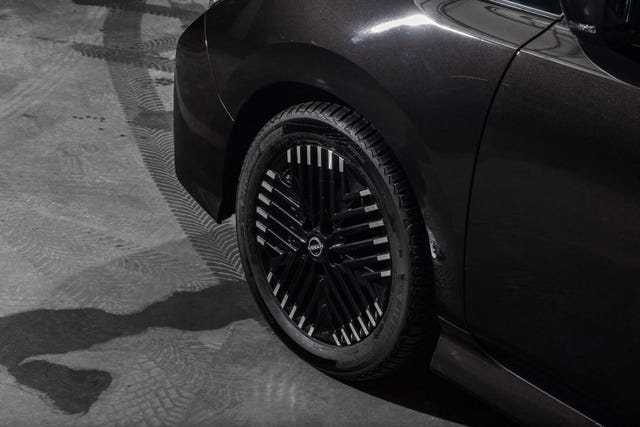 2022 NISSAN LEAF - 8