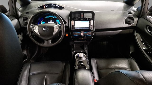 2016 NISSAN LEAF - 10