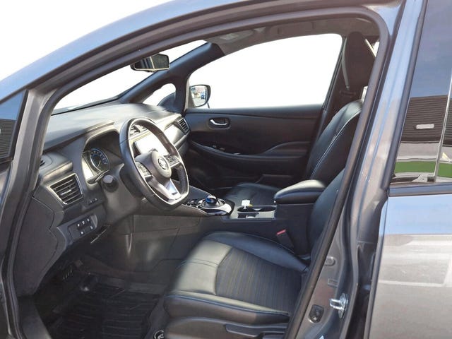 SJNFAAZE1U0086837 2020 NISSAN LEAF-4