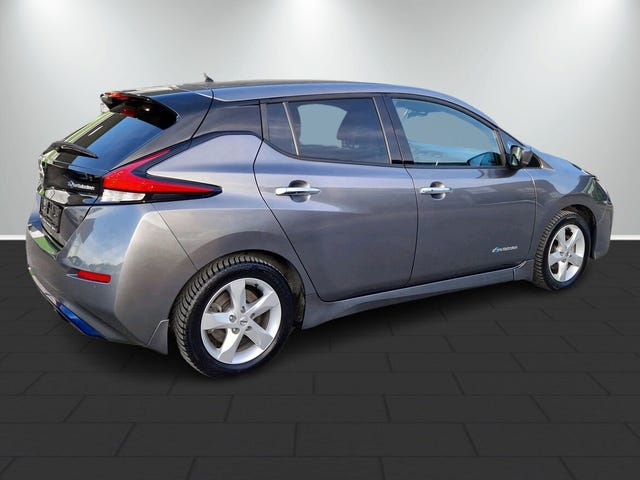 2020 NISSAN LEAF - 12
