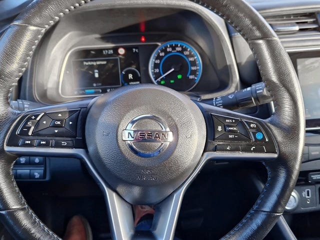 2020 NISSAN LEAF - 20