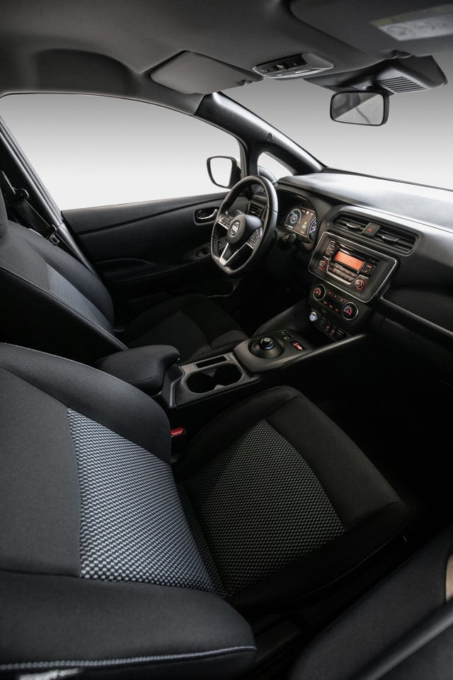 2021 NISSAN LEAF - 25