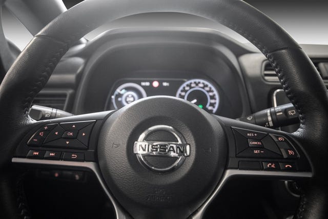 2021 NISSAN LEAF - 21