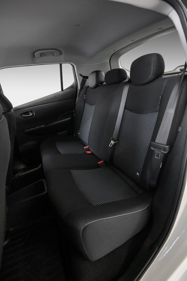 2021 NISSAN LEAF - 24