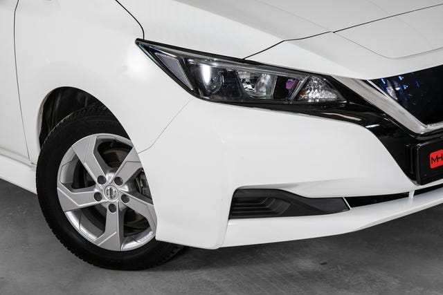 SJNFAAZE1U0141851 2021 NISSAN LEAF-2