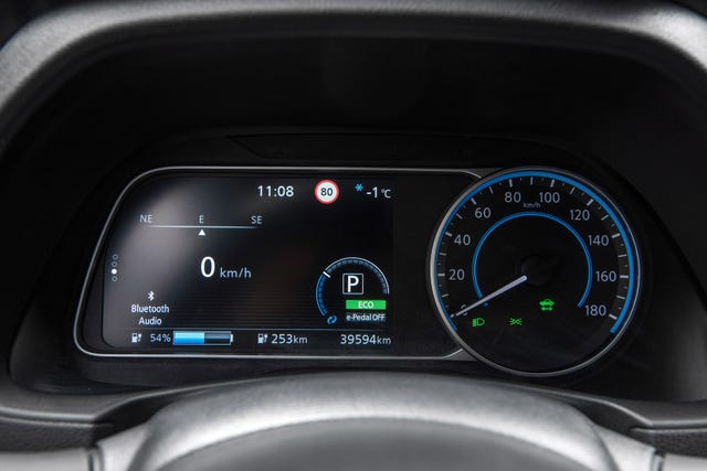 2021 NISSAN LEAF - 17