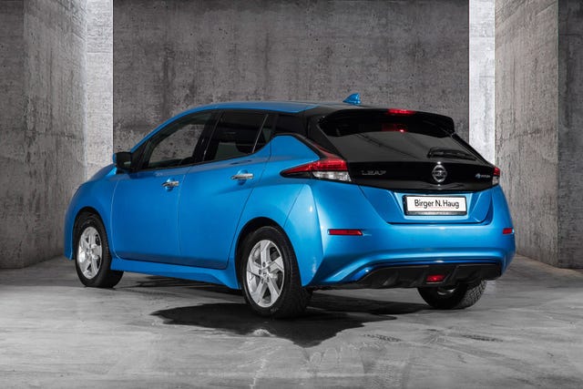 2021 NISSAN LEAF - 9