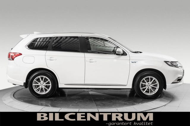 2020 MITSUBISHI OUTLANDER - 9