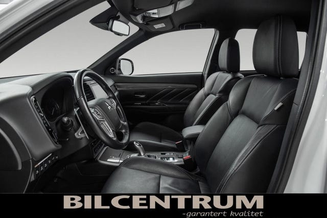 2020 MITSUBISHI OUTLANDER - 11