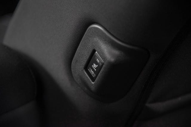 2018 NISSAN LEAF - 23