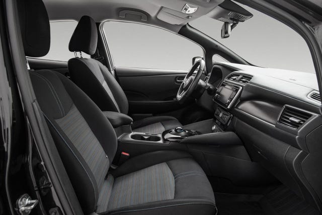 2018 NISSAN LEAF - 12