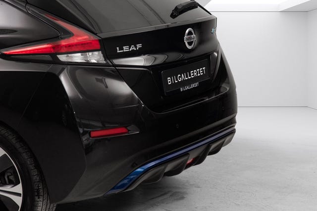 2018 NISSAN LEAF - 10