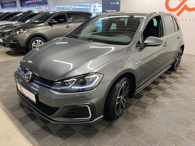 2018 VOLKSWAGEN GOLF - 43
