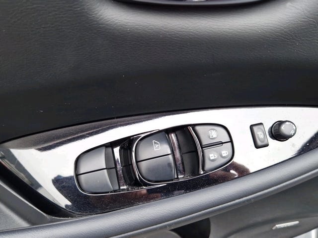 2021 NISSAN LEAF - 14