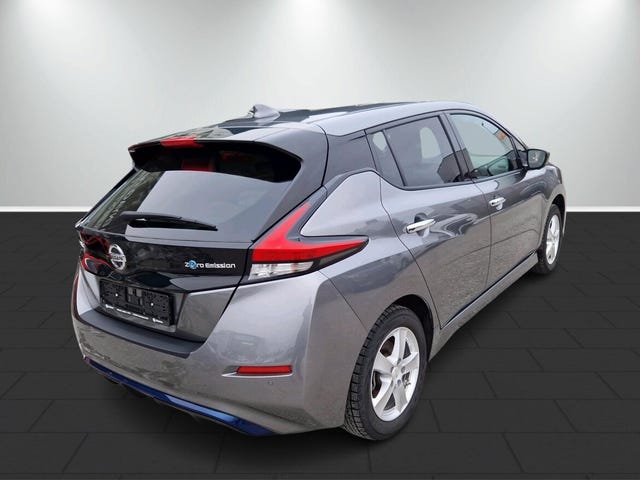 2021 NISSAN LEAF - 11