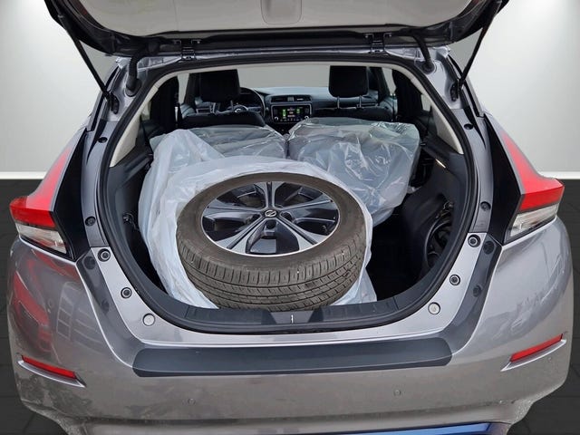2021 NISSAN LEAF - 9