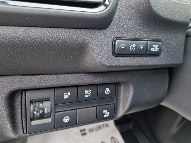 2021 NISSAN LEAF - 12