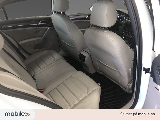 2018 VOLKSWAGEN GOLF - 12