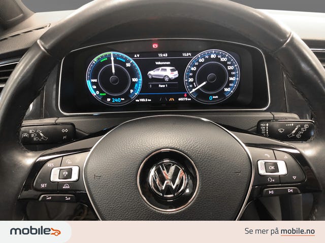 2018 VOLKSWAGEN GOLF - 18