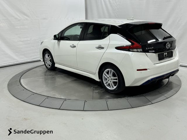 SJNFAAZE1U0154075 2022 NISSAN LEAF-2