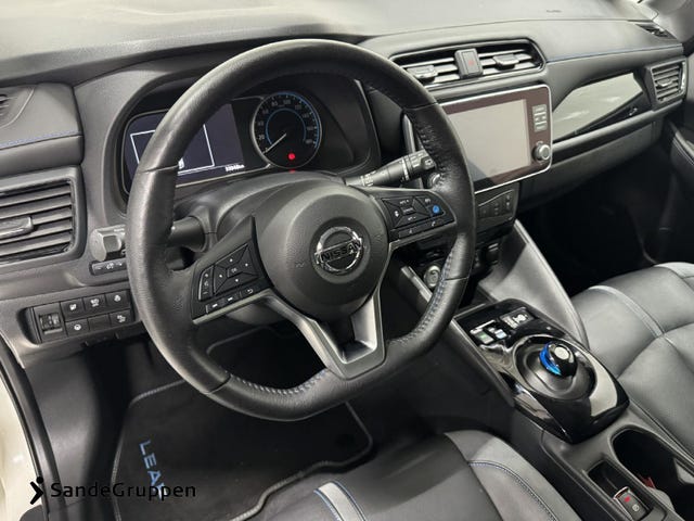 2022 NISSAN LEAF - 13