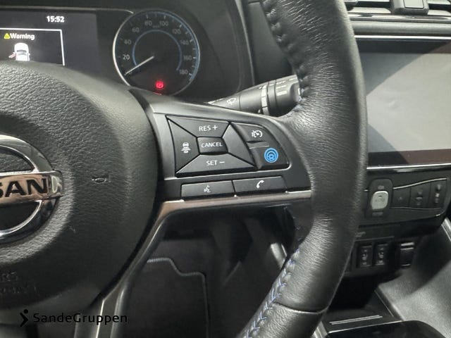 2022 NISSAN LEAF - 16