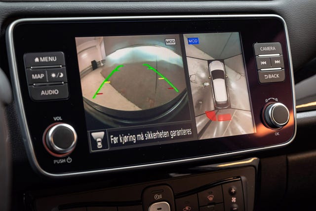 2022 NISSAN LEAF - 20