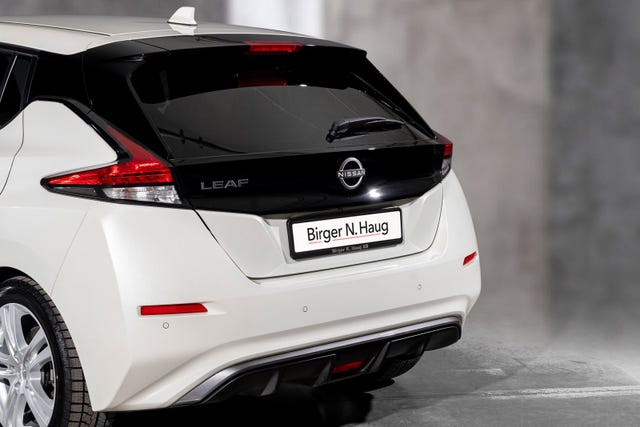 SJNFAAZE1U0176046 2022 NISSAN LEAF-5