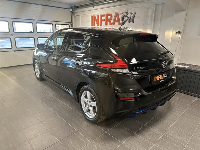 SJNFAAZE1U0014826 2018 NISSAN LEAF-2